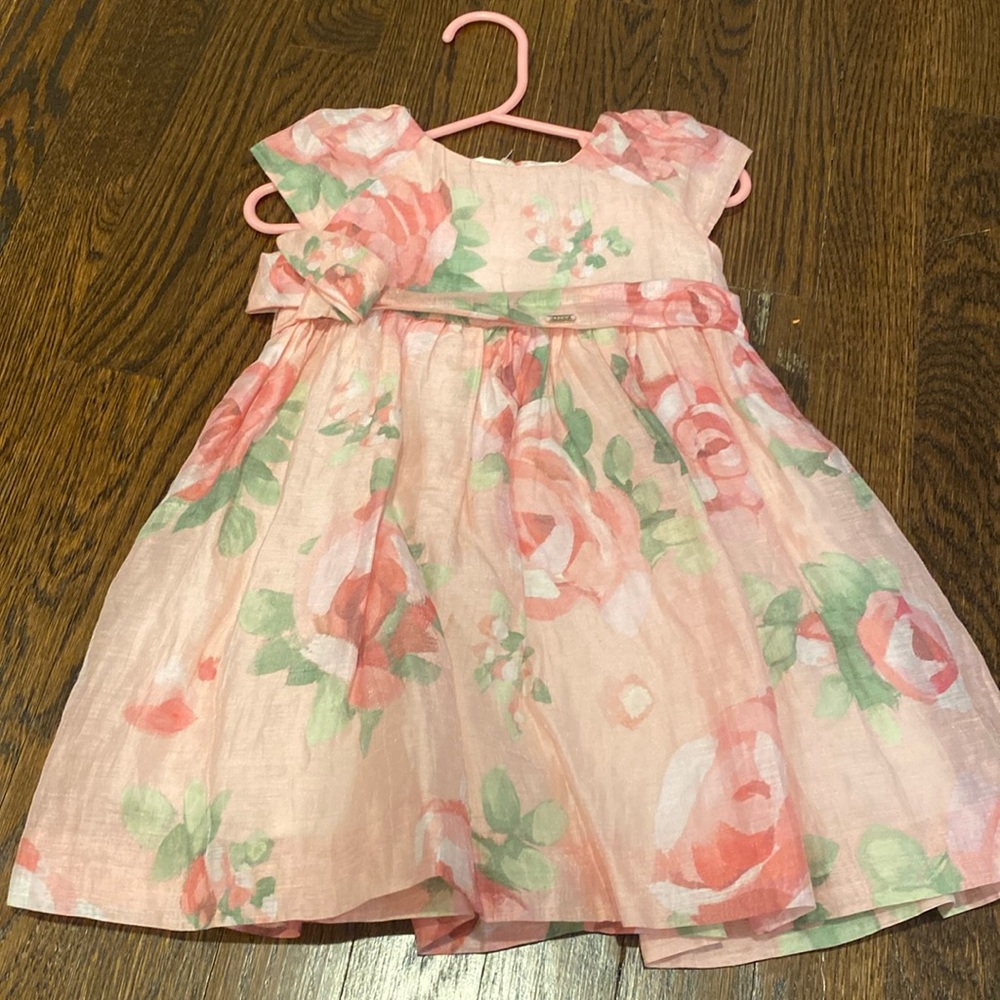 Beautiful linen dress from Mayoral, pink with flowers size 24 months